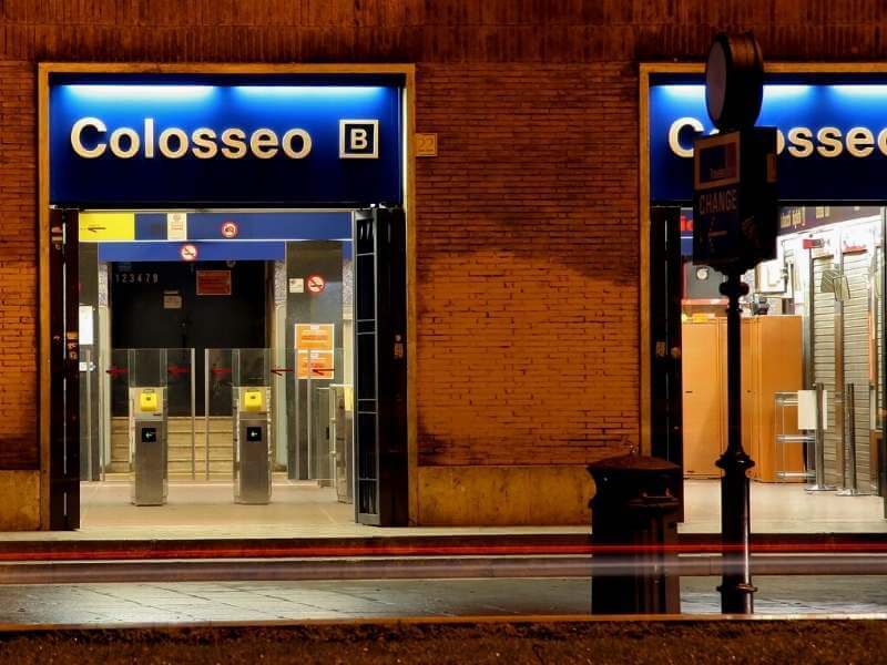 U-Bahn-Haltestelle-Colosseo.jpg