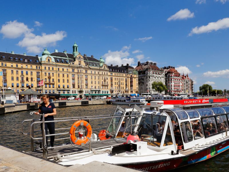 Hop on Hop off gibt es in Stockholm mit Boot