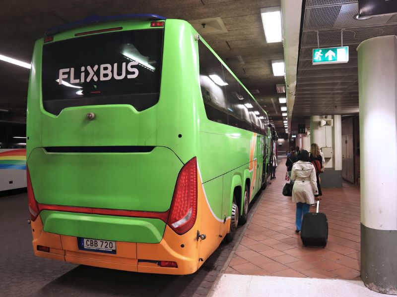 Günstige Variante mit dem Flixbus in Stockholms City fahren