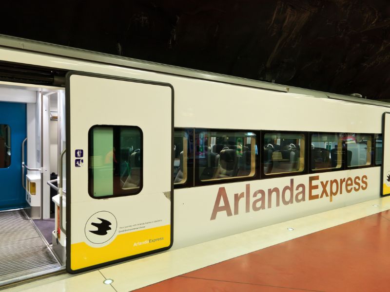 Rund 30 Euro umgerechnet kostet das Ticket für den Arlanda Express